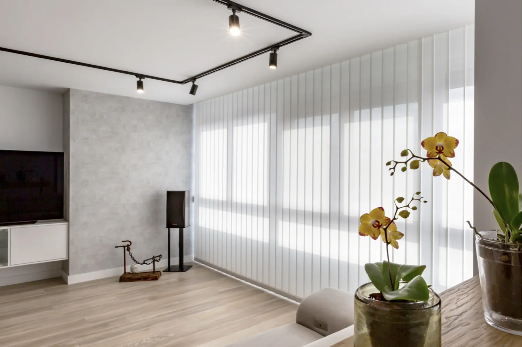 Vertical Blinds for Large Windows and Doors on the Costa del Sol